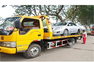迎泽区附近24小时汽车拖车服务热线