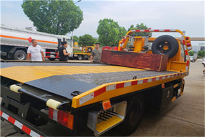 迎泽区附近拖车电话号码服务